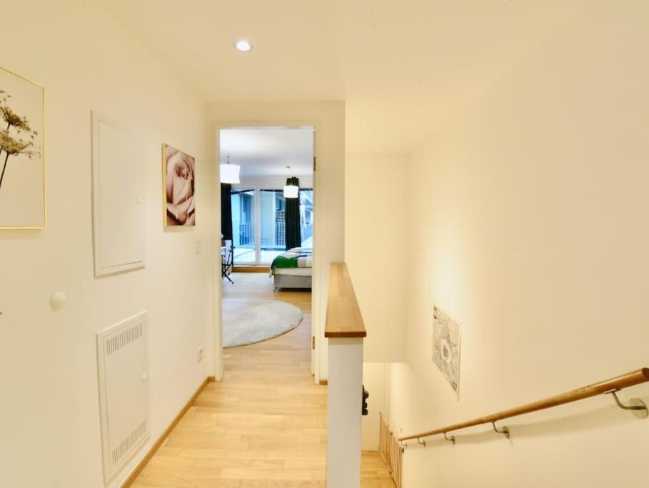 Spacious And Close To Center * Wien
